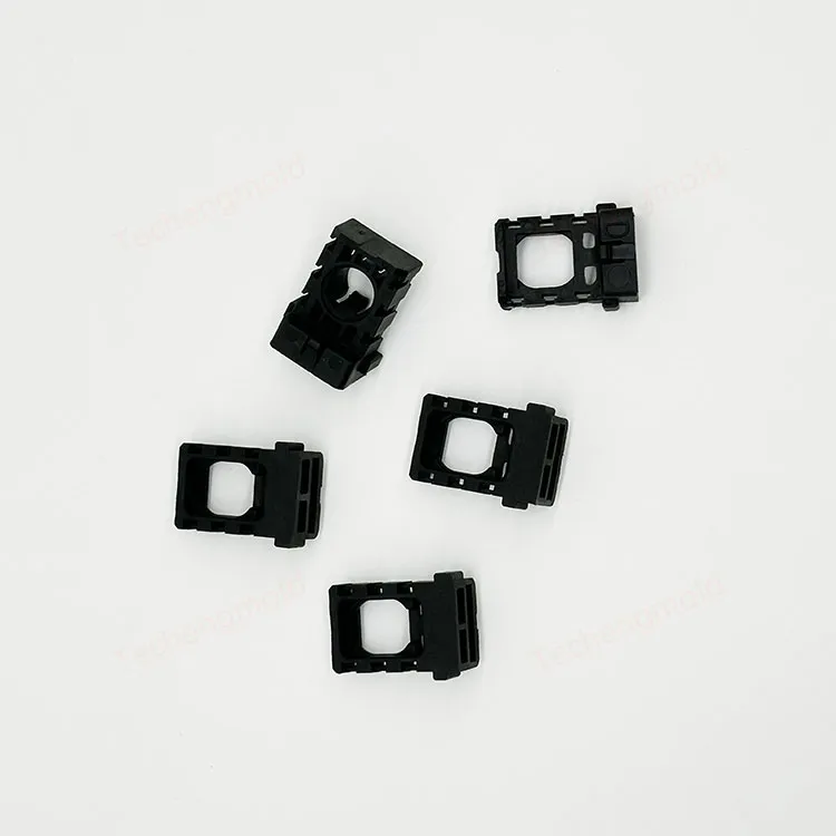 特诚科技精密工程塑料注塑件实拍